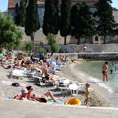 Апартаменты With A Parking Space Hvar - 8769 *